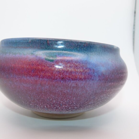 Signed Studio Pottery Bowl Two Tone Blue And Purple Glaze - Picture 4 of 8